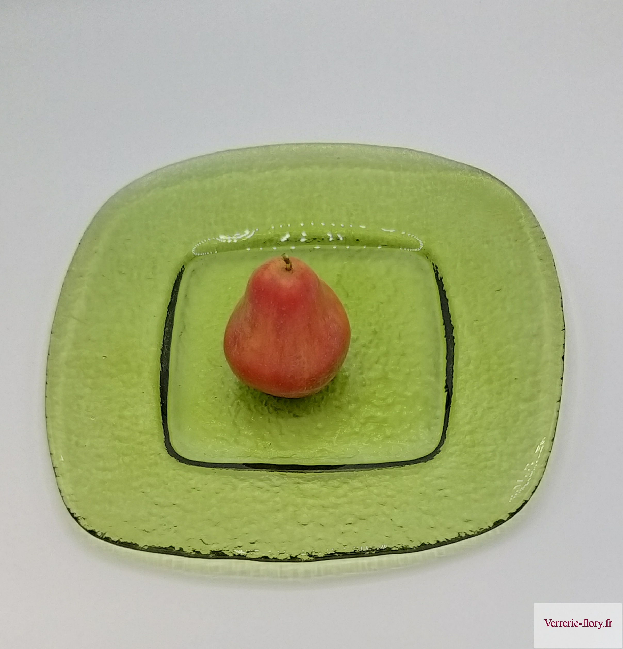 assiette_carr_7422_verte_transparente