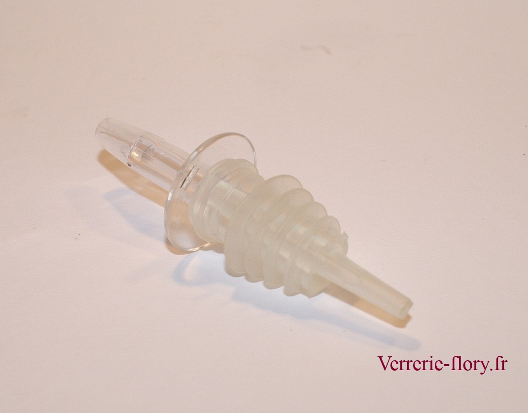 bec verseur plastique conique